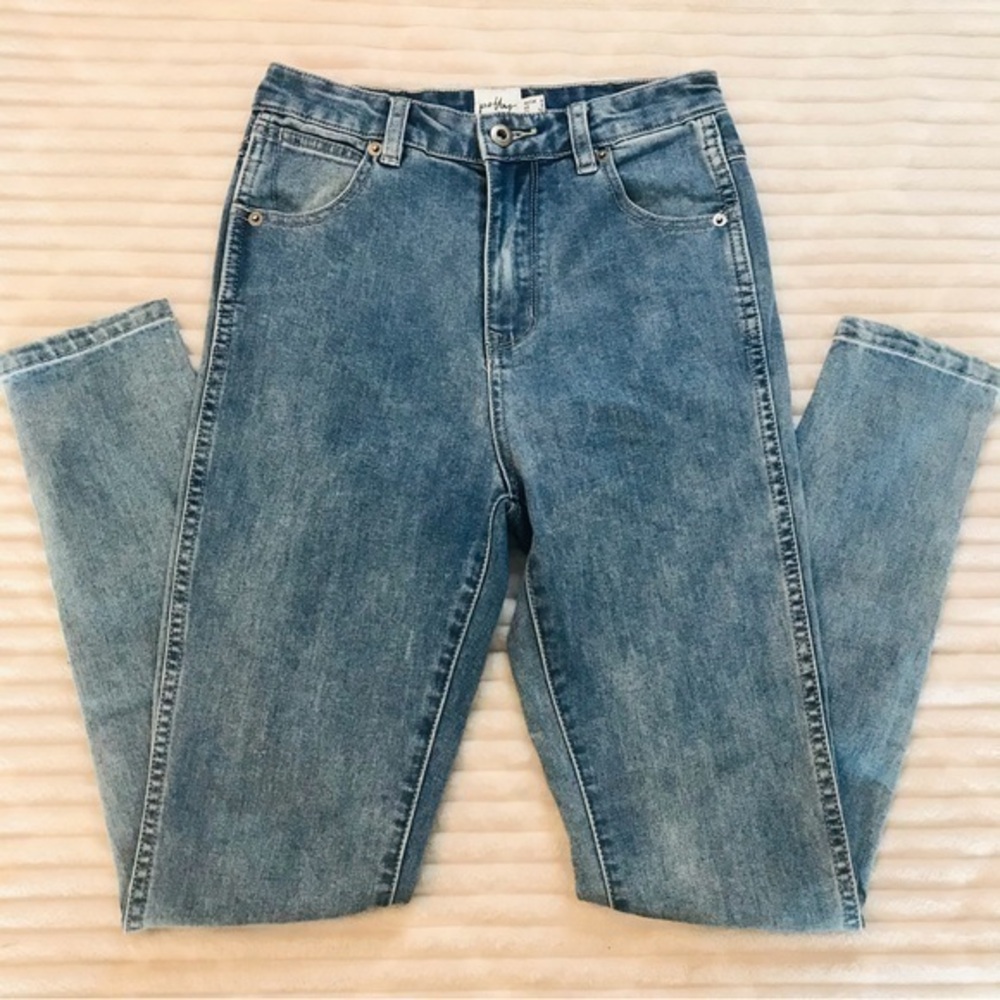 Princess Polly High Waisted Skinny Jeans Women’s Size 2 26